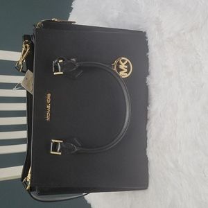Micheal Kors Satchel